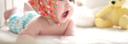 მუცელზე დაწოლა – ჩვილის აუცილებელი სავარჯიშო