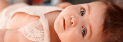 რატომ ეცვლებათ ახალშობილებს თვალის ფერი?