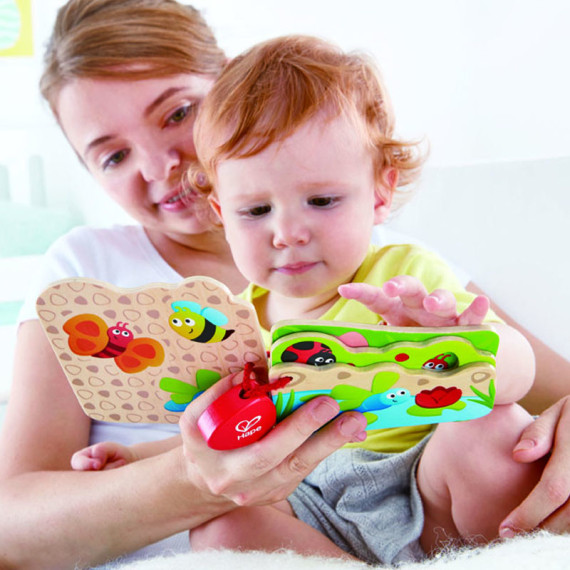 ხის სათამაშო წიგნი ბოსტნეული BABY'S BUG BOOK – Hape, 3 image